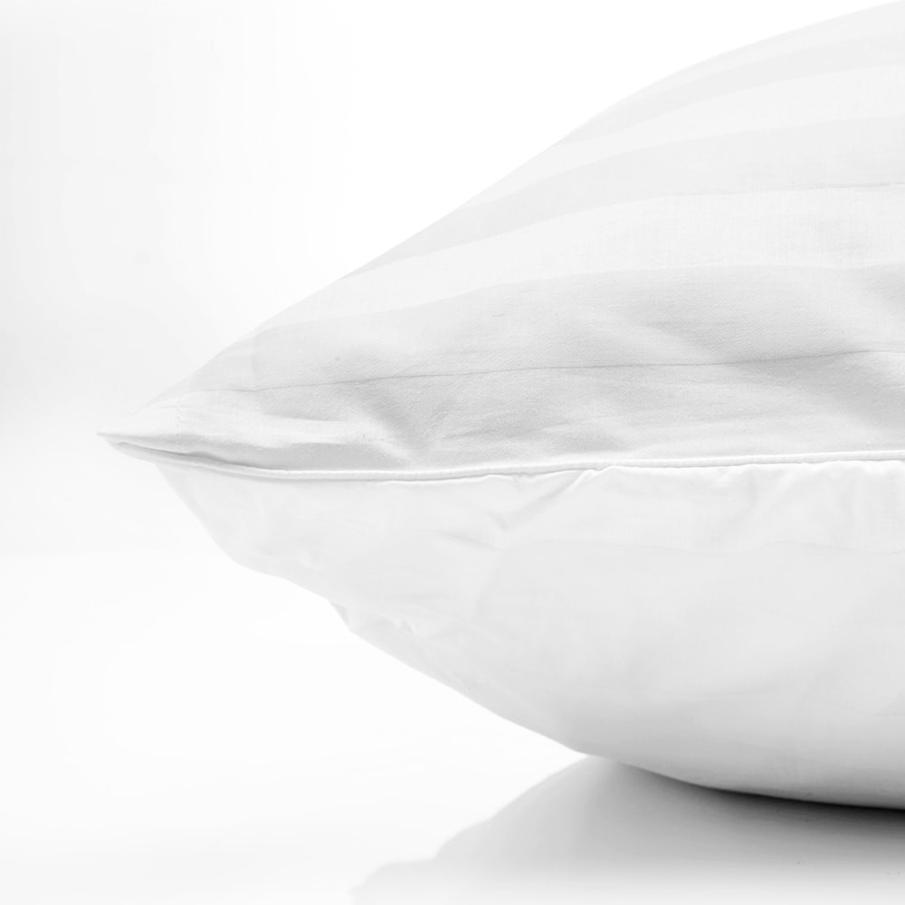 หมอนหนุนคู่รัก Lotus รุ่น Love Pillow Mattress City ประเทศไทย